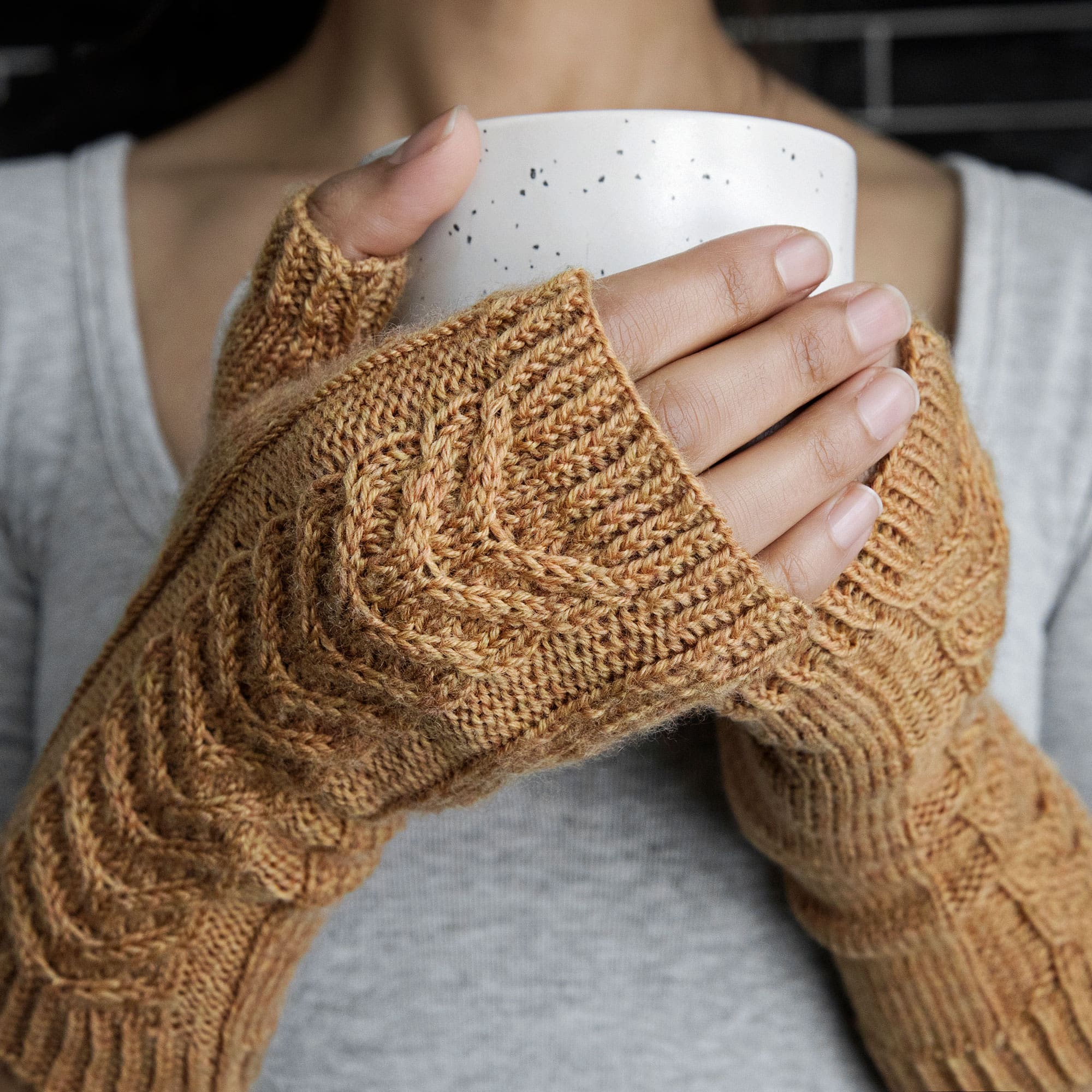 Comfy Fingerless Gloves/Mittens Knitting Pattern - Leelee Knits